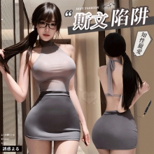 特助秘書扮演服｜純慾綁脖高領 × 透視薄紗包臀短裙/二件組